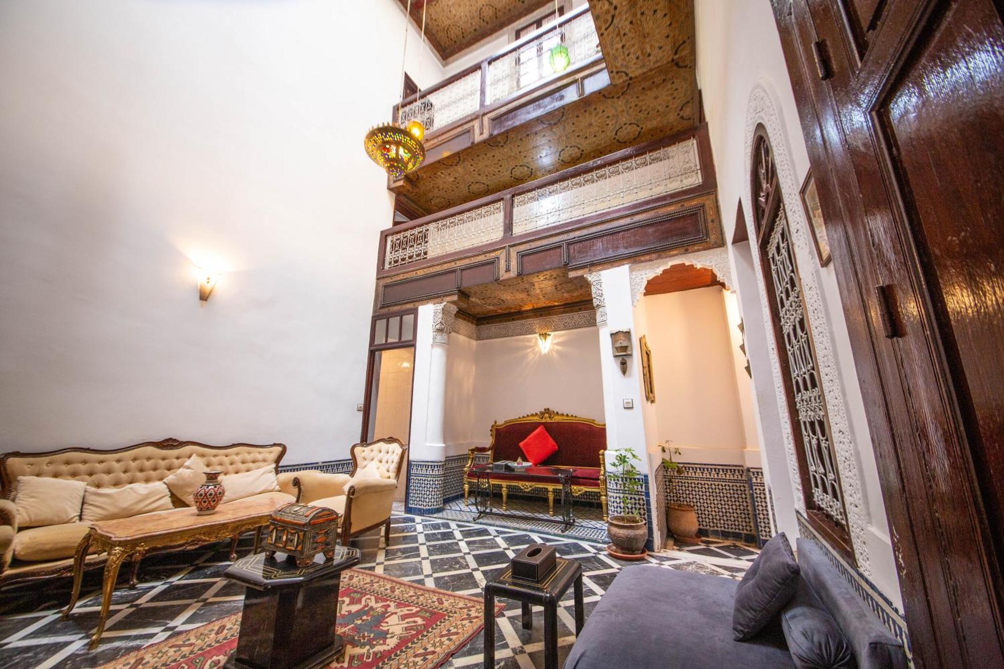 Hello Otel Fès Dış mekan fotoğraf