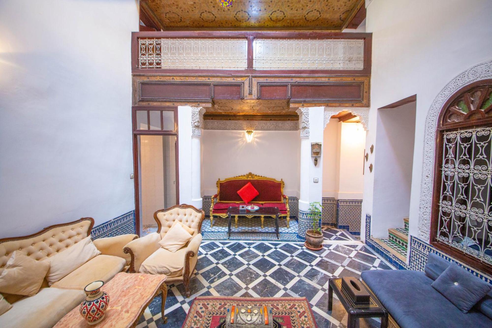 Hello Otel Fès Dış mekan fotoğraf