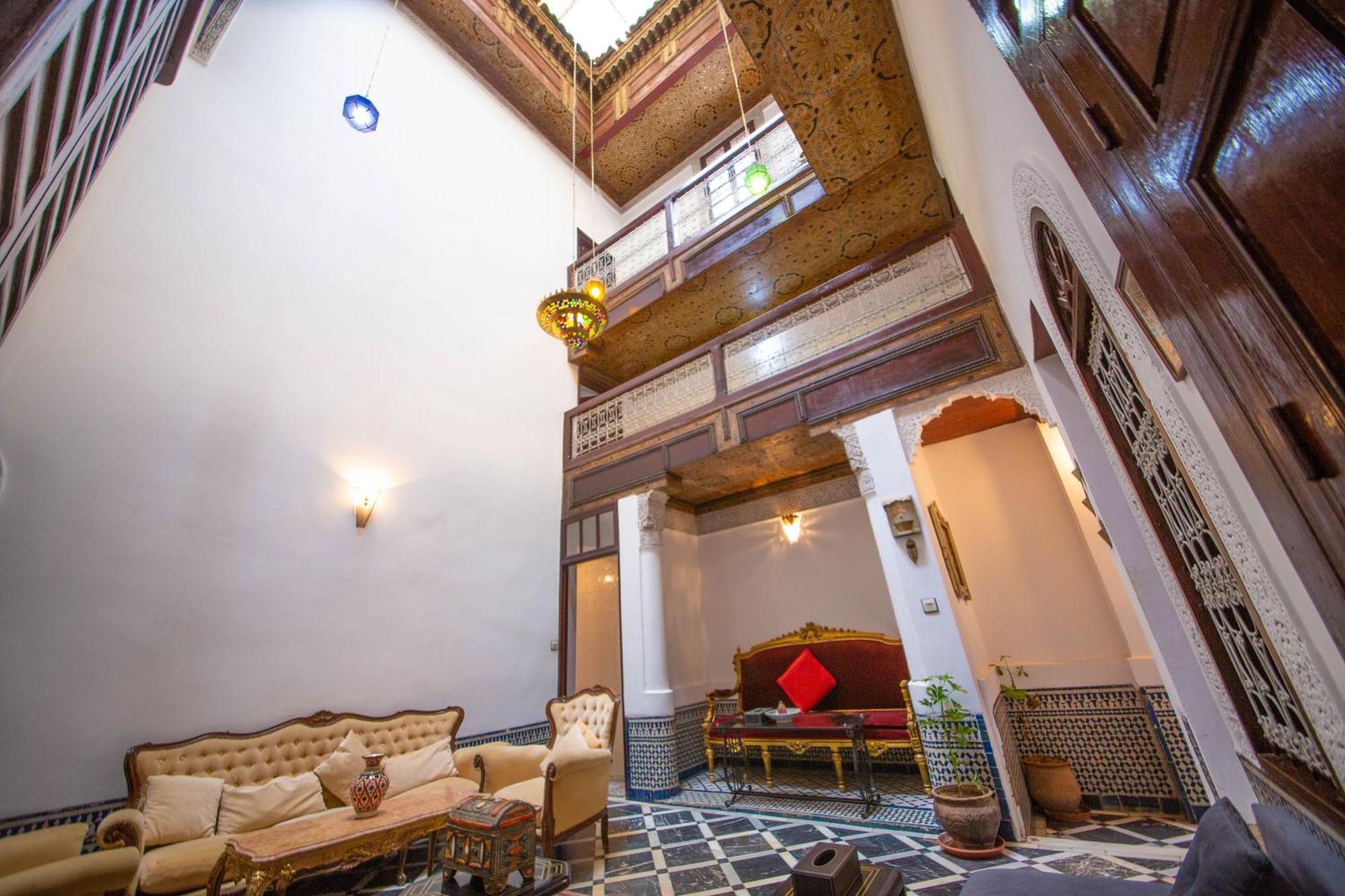 Hello Otel Fès Dış mekan fotoğraf