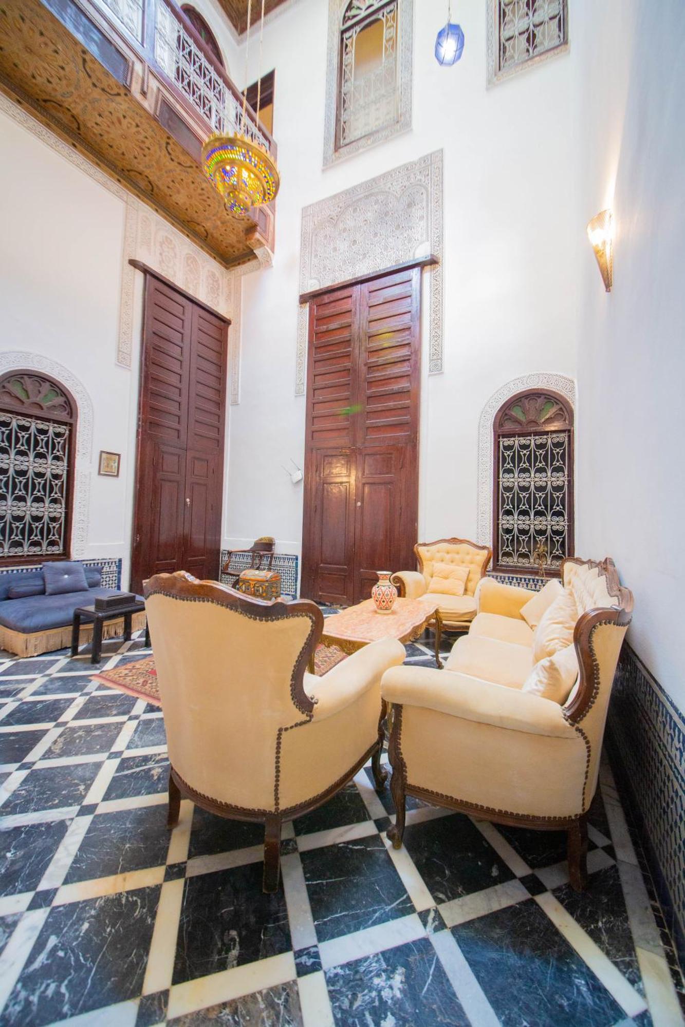 Hello Otel Fès Dış mekan fotoğraf