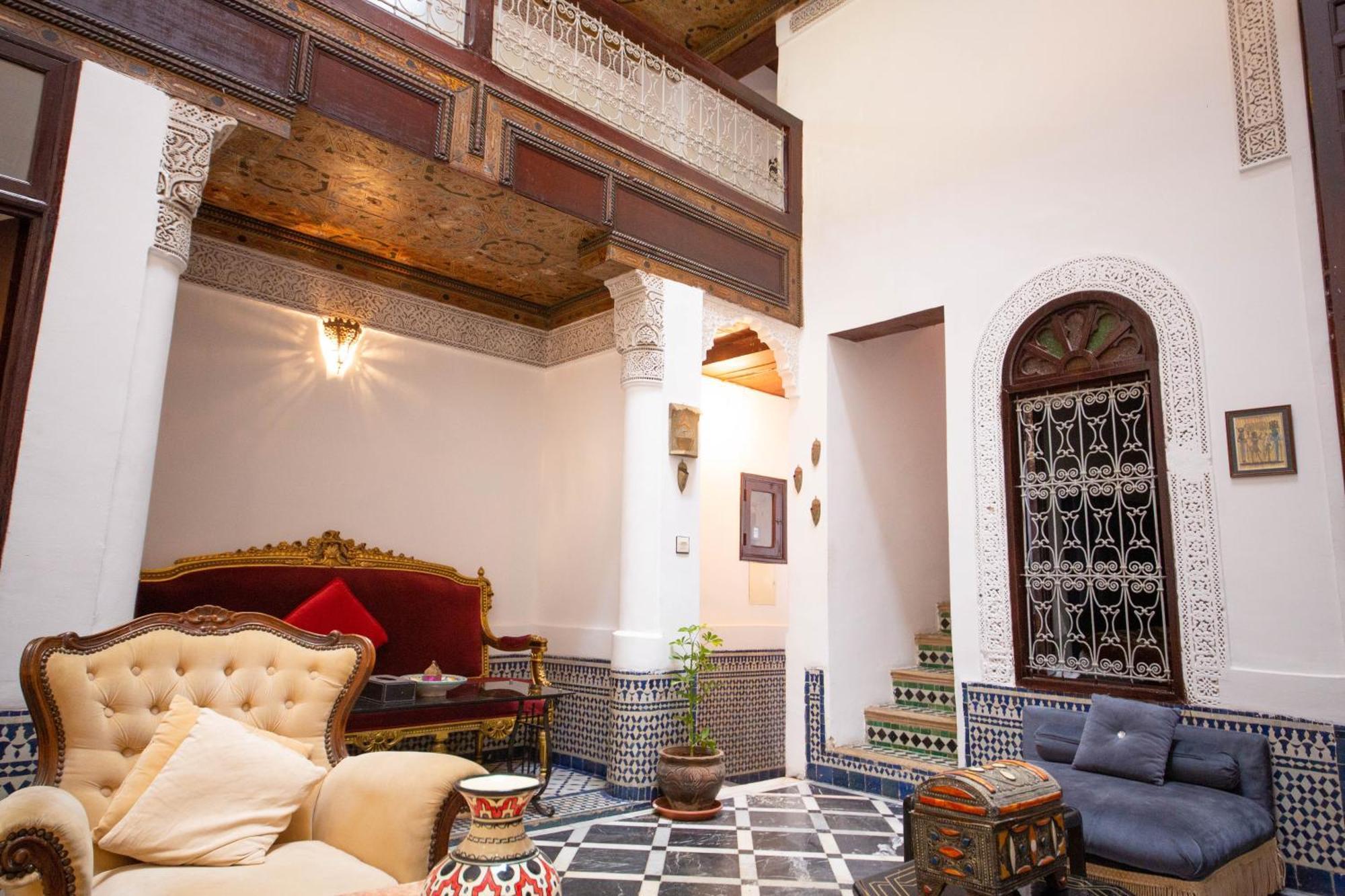 Hello Otel Fès Dış mekan fotoğraf